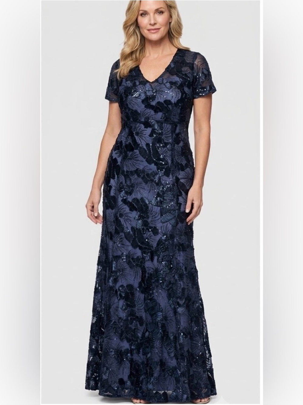 Betsy & Adam Women's Sequin Soutache V-Neck Mermaid Gown Navy Size 18 W $329